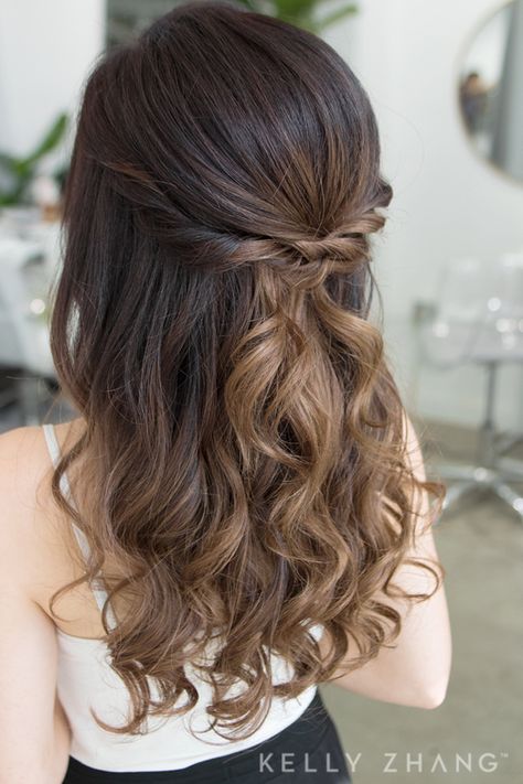 Party Hairstyles For Girls, Prom Hair Up, Prom Hair Medium, Wedding Hairstyles For Medium Hair, Diy Prom, Kadeřnické Trendy, Vlasové Trendy, Cap Decoration, Prom Hairstyles For Long Hair