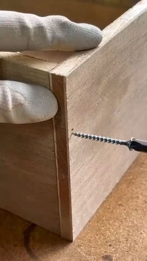 Carpentry Diy, Wood Shop Projects, Woodworking Ideas Table, Learn Woodworking, Wood Furniture Diy, Woodworking Plan, Woodworking Bench, Diy Wood Projects Furniture, Woodworking Skills