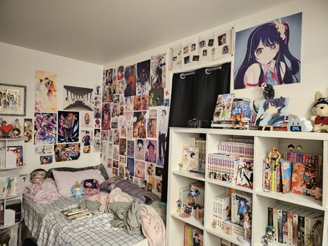 Bedroom Inspirations Anime, Manga Bedroom Ideas, Anime Bedrooms, Anime Decor Bedroom, Otaku Room Ideas Bedrooms, Anime Inspired Room, Anime Wall Inspo Bedroom, Anime Rooms, Anime Themed Room