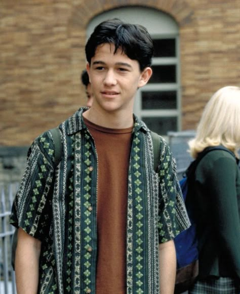 Secret Couple, Crush Movie, 10 Things I Hate About You, Joseph Gordon, Joseph Gordon Levitt, Hate Men, Famous Men, Men Fashion Casual Outfits, Learn French