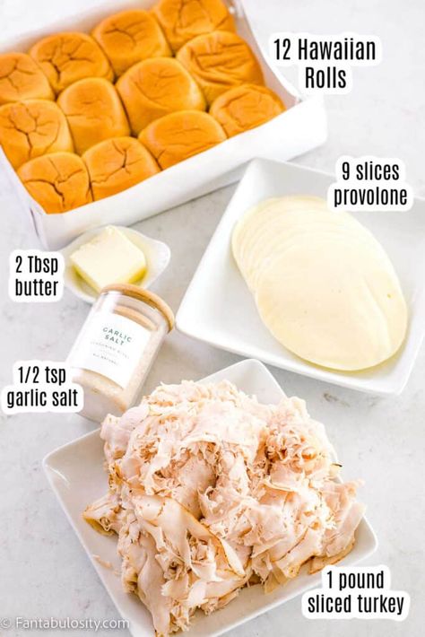 These delicious turkey sliders have a garlic butter topping and the melty cheese from baking in the oven makes these the perfect party appetizer, side dish or easy lunch idea. Hamburger Gravy Recipe, Field Meals, Easy Lunch Idea, Savory Snack Recipes, Turkey Sandwiches Recipes, Turkey Sliders, Shredded Turkey, Cheese Sliders, Butter Glaze