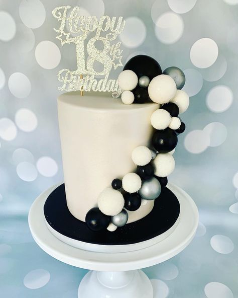 Monochrome themed birthday cake, white black and silver cake White 18th Birthday Cake, Boys 18th Birthday Cake, White Fondant Cake, Christmas Birthday Cake, Fondant Cakes Birthday, White Birthday Cakes, 18th Cake, Fondant Flower Cake, 70th Birthday Cake