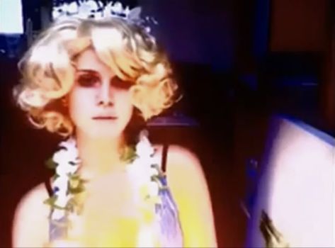 Liszt Grant, Lizzy Grant Photoshoot, Lana Del Ray Aka Lizzy Grant Aesthetic, Lizzy Grant Video, Lizzy Grant Music Video, Lizzy Grant Performing, Lana Del Rey Vinyl, Lana Rey, Lizzy Grant