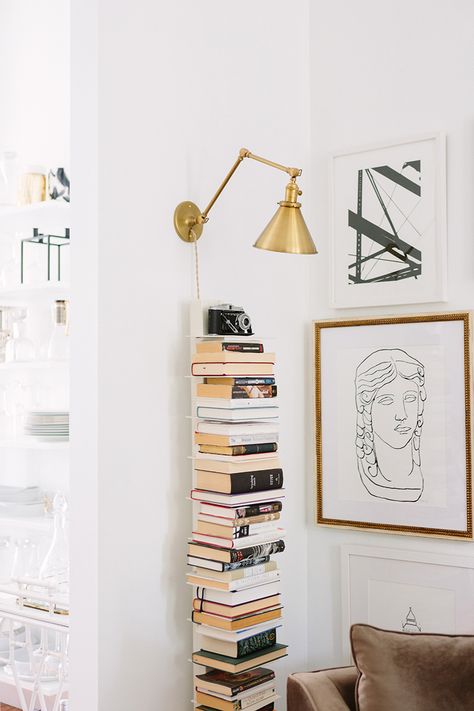 The Everygirl Cofounder Alaina Kaczmarski’s Greystone Home Tour French Inspired Living Room, Geek Decor, Decor Guide, Retro Home Decor, Inspired Living, Apartment Inspiration, Decor Minimalist, Home Design Decor, Book Shelf