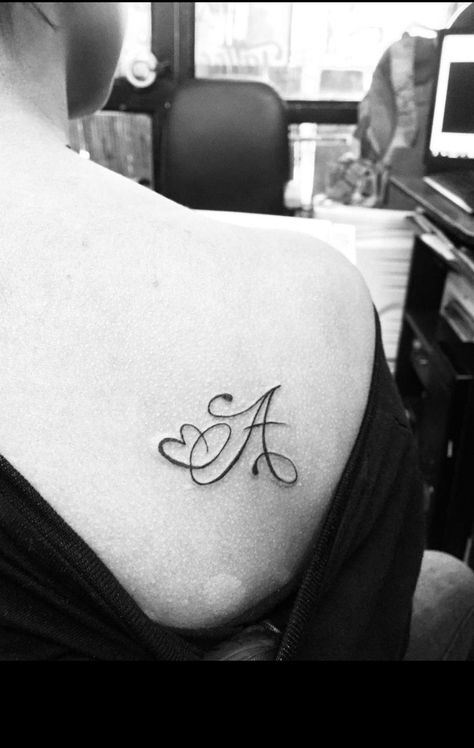 A Tattoo Letter Initial, A Initial Tattoo, Hanna Tattoo, Tattoo Alphabet, Font Tato, Alphabet Tattoo Designs, Disney Tattoo, Initial Tattoo, Small Wrist Tattoos