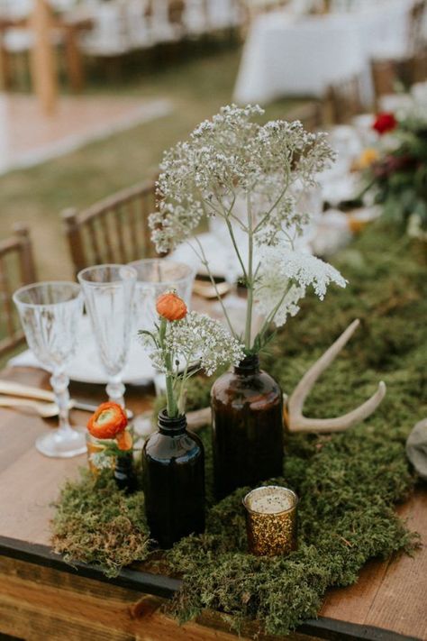 naturally-boho-maine-wedding-at-the-lookout-21 Moss Wedding, Boho Wedding Centerpieces, Theme Nature, Sustainable Wedding, Eco Friendly Wedding, Maine Wedding, Woodland Wedding, Wedding Table Centerpieces, Forest Wedding