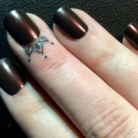 Cuticle tattoo - Artist Danan Sander - Inspired Ink Tattoos - Richmond Missouri Cuticle Tattoos For Women, Cuticle Tattoo Ideas, Gothic Stick And Poke, Stick And Poke Tattoo Big, Gothic Finger Tattoos For Women, Black Fingertips Tattoo, Goth Finger Tattoo Ideas, Goth Finger Tattoos, Cuticle Tattoos