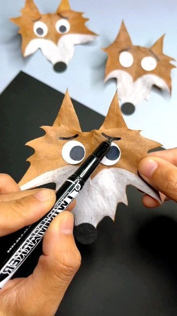 paper crafts creator on Instagram: "Pick up a sycamore leaf and make a simple and interesting little fox, which can change various expressions #handmade #diy #kindergarten #handmade #parentchild #Autumnfallenleaves #handmade #creative paper craft ideas" Fox Crafts For Kids, Sycamore Leaf, Fathersday Crafts, Conversation Skills, Paper Craft Ideas, Fox Face, Kids Projects, Kids Crafts, Projects For Kids