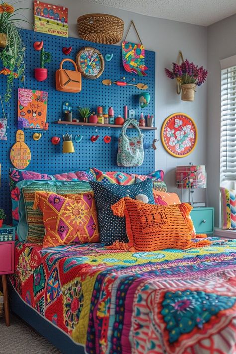 Colorful Moroccan Bedroom, Colored Pegboard, Boho Bedroom Storage, Accent Wall Bedroom Ideas, Colorful Eclectic Bedroom, Funky Bedroom Decor, Colourful Furniture, Bedroom Storage Ideas, Funky Bedroom