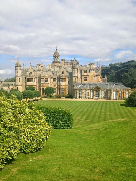 English Castles Manor Houses, Harlaxton Manor Interior, Harlaxton Manor, Luxury Castle, Castle Exterior, Beautiful Flower Garden, English Manor Houses, Castle Mansion, Castle Aesthetic