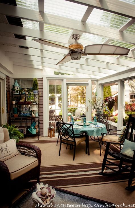 An Ordinary Patio Becomes A Beautiful Three-Season Porch Three Season Porch, 3 Season Room, Balkon Decor, Three Season Room, Building A Porch, Enclosed Patio, Pergola Design, Casa Vintage, Patio Roof