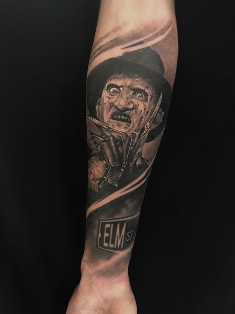 Freddy Krueger Tattoo Ideas, Freddy Krueger Tattoo Stencil, Freddie Kruger Tattoo, Tattoos Horror Movies, Freddy Krueger Tattoo Design, Freddy Tattoo, Freddy Krueger Drawing, Tattoos Horror, Freddy Krueger Tattoo