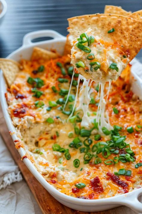 Creamy Crab Rangoon Dip: a savory blend of crab, cream cheese, and savory spices. Perfect for parties or a gourmet appetizer at home! #Appetizers #Seafood #CrabDip #PartySnacks #EasyRecipes Crab Dip Pasta, Brie And Crab Dip, Jack Astors Lobster And Crab Dip, Crabmeat Appetizers Recipe, Baked Seafood Dip, Layered Shrimp Cocktail Dip, Crab Dips And Appetizers, Party Seafood Ideas, Crab And Lobster Dip