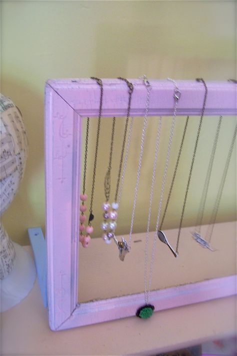 Necklace Display Craft Show, Diy Necklace Display Craft Show, Necklace Stand Diy, Necklace Displays For Craft Shows, Diy Craft Show Display, David Craft, Diy Jewellery Display Stand, Diy Necklace Stand, Belt Crafts