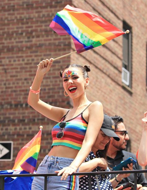 Pride Outfits Women, Gay Pride Outfits, Pride Parade Outfit, Pride Celebration, Face Hair Removal, Gay Pride Parade, Celebration Ideas, Normal Clothes, Pride Outfit