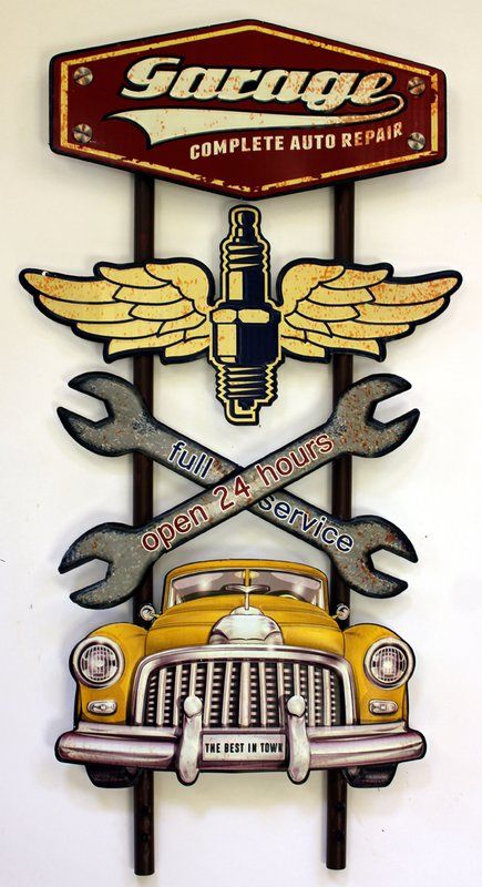 Metal Vintage Garage Sign Wall Décor Garage Art Ideas, Mechanic Logo Design, Vintage Car Garage, Garage Furniture, Vintage Garage, Big Boy Bedrooms, Hot Rods Cars Muscle, Window Display Design, Retro Metal Signs