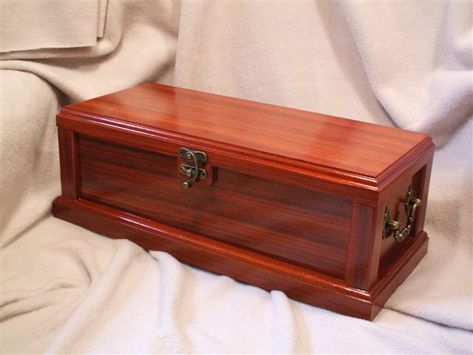 Padauk Wood, Bee Wings, Woodworking Art, Wood Appliques, Large Jewelry Box, Jewellery Box Making, Large Jewelry, Diy Box, Wood Boxes