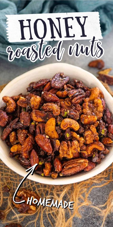 Sweet Roasted Nuts Recipe, Roasted Nuts Recipe, Spiced Nuts Recipe, Seasoned Nuts, Honey Roasted Peanuts, Healthy Honey, Healthy Nuts, Roasted Walnuts, Nut Snacks