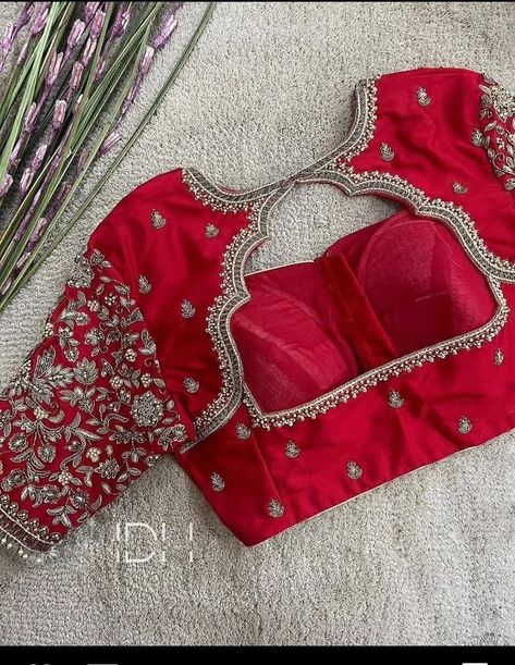 Blouse Designs Latest For Marriage Bride, Heavy Bridal Blouse Designs, Red Blouse Designs Patterns, Simple Blouse Work Designs Pattu, Red Blouse Maggam Work Designs, Bridal Blouse Neck Designs, Handwork Blouse Design Latest, Heavy Blouse Designs, Marrige Dress