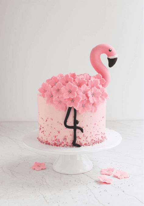 Flamingo Birthday Cake, Happy Birthday Cake Pictures, Flamingo Cake, Birthday Cake Pictures, Animal Cakes, Flamingo Birthday, Beautiful Birthday Cakes, Strawberry Cakes, Happy Birthday Cakes