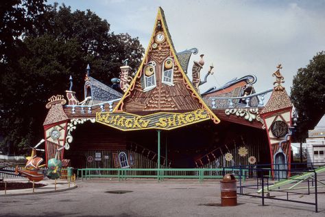 The Story of Joyland. This article is so complete and thorough, the mind boggles! It includes many photos and several embedded videos. This is really an important historical record of Wichita, and I'm glad to share it and help preserve it. http://www.360wichita.com/blog/Local/Joyland-Amusement-Park.html Joyland Amusement Park, Amusement Park Outfit, Abandoned Theme Parks, Creepy Places, Winged Victory, Amusement Rides, Amusement Park Rides, Wichita Kansas, River City