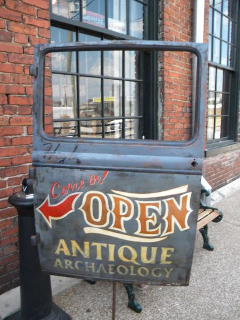 Visit Antique Archaeology someday! Nashville Antique Archeology Pickers Antiques, Antique Archeology, American Pickers, Nashville Trip, History Channel, Antique Market, Music City, Florida Travel, Nashville Tennessee