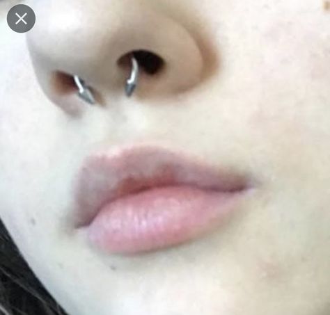 Spikey Septum Piercing, Septum Piercing Pointy Ends, Spiky Septum Piercing, Spikey Septum, Septum Piercing Men, Dream Piercings, Septum Piercings, Smiley Piercing, Face Piercings