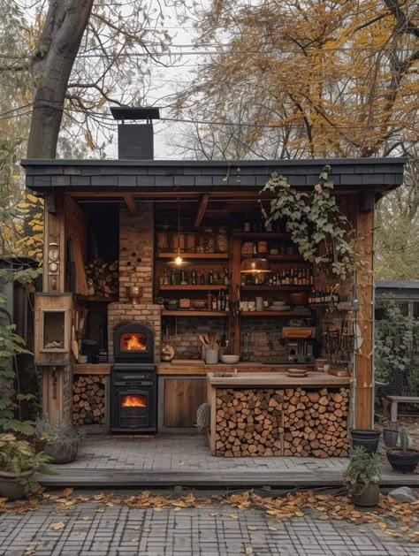 Backyard Kitchen, Summer Kitchen, Outdoor Kitchens, Mountain Cabin, Outdoor Kitchen Design, Backyard Patio Designs, Cabins In The Woods, Outdoor Oasis, Casas De Ensueño