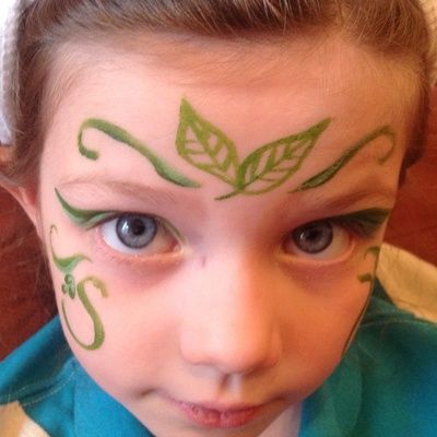 Leaf Face Paint, Green Face Paint, Fairy Face Paint, Fairy Face, Frozen Jr, Festival Face Paint, Face Painting For Boys, Nature Fairy, Red Fairy