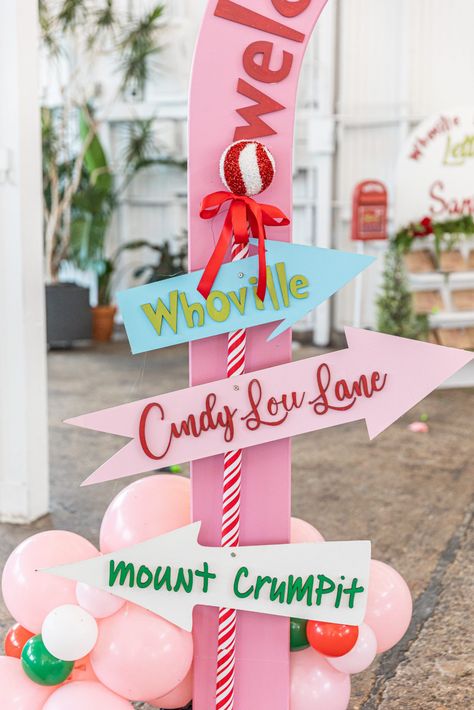 Grinch Photo Shoot, Grinch Christmas Party Ideas, Whoville Christmas Decorations, Christmas Party Ideas, Grinch Trees, Grinch Decorations, Whoville Christmas, Grinch Christmas Party, Baby Grinch