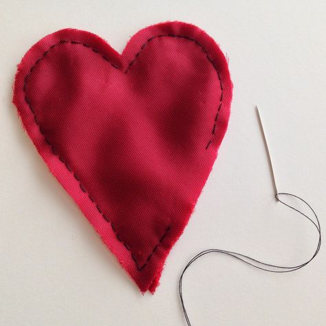 we bloom here: tutorial :: valentine velvet hearts Velvet Hearts Diy, Velvet Hearts, Heart Diy Crafts, February Decor, Heart Diy, Velvet Heart, Fabric Hearts, Fabric Heart, Velour Fabric