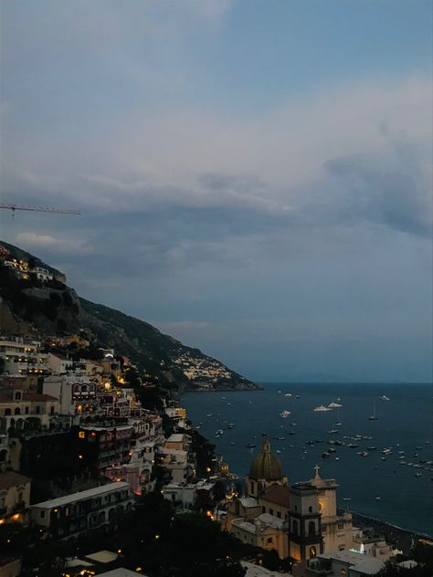 Amalfi Coast At Night, Dark Italy Aesthetic, Italy Aesthetic Dark, Ocean Night Aesthetic, Elli Aesthetic, Italy Night Aesthetic, Amalfi Coast Italy Aesthetic, Amalfi Coast Aesthetic, Vacation Board