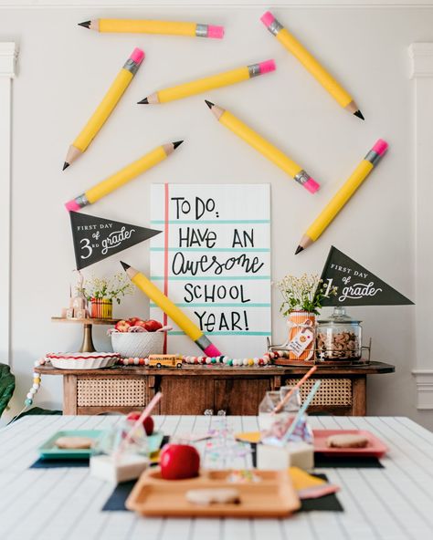 Back To School Party » JessicaEtCetera.com | by Jessica Grant Flower Pot Kids Craft, Back To School Breakfast Party, Pencil Craft, Party Tricks, Kindergarten Graduation Party, Giant Pencil, Teacher Party, Back To School Breakfast, Pencil Crafts