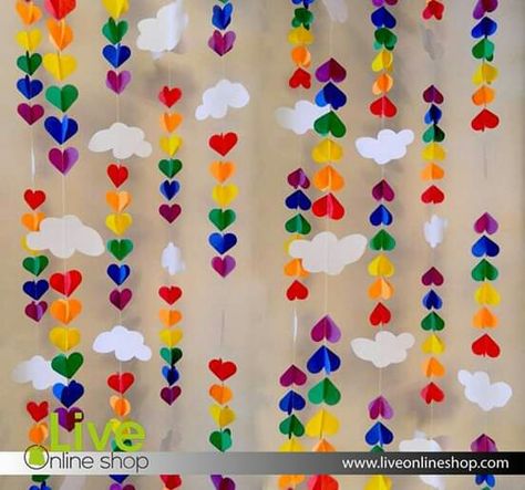 School Board Decoration, Pearl Crafts, Simple Birthday Decorations, Preschool Arts And Crafts, Preschool Art Activities, Hand Crafts For Kids, Rainbow Crafts, Diy Paper Crafts Decoration, Rainbow Theme