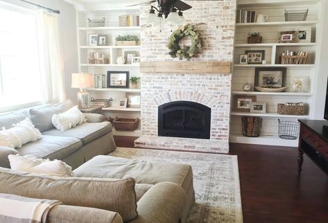 Cozy Fireplace ideas to bring the holidays directly to your living space White Wash Brick Fireplace, Design Camino, Fireplace Bookshelves, Furnitur Ruang Keluarga, Fireplace Shelves, White Wash Brick, Fireplace Built Ins, Decor Ikea, Rustic Fireplaces