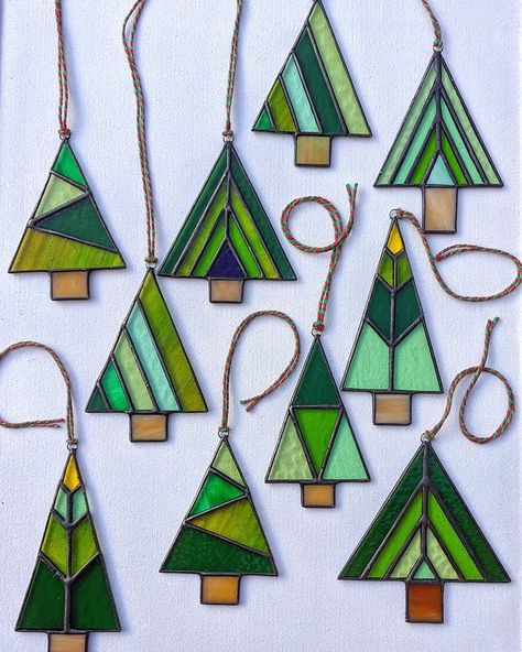 Martin on Instagram: “A forest of new stained glass Christmas tree designs made and now available in my Etsy shop. 🌲🌲🌲🌲🌲 (I know it's still October but there are…” Stained Glass Christmas Tree, Christmas Tree Designs, Glass Art Projects, Stained Glass Decor, Stained Glass Ornaments, Stained Glass Christmas, Stained Glass Suncatchers, Stained Glass Diy, Stained Glass Crafts