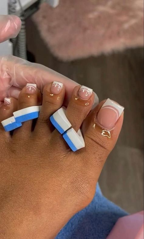 Blue Acrylic Toe Nails, Blue French Tip Toe Nails, Blue Acrylic Toes, Baddie Toe Nails, Foot Nail Art, Baddie Lifestyle, Easy Toe Nail Designs, Pedicure Designs Toenails, Pedi Ideas