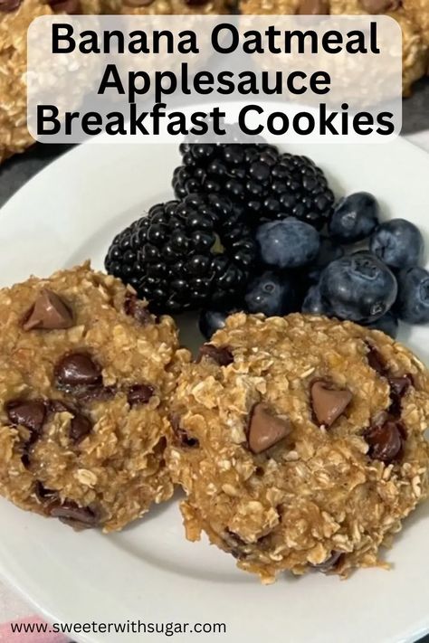 Banana Oatmeal Applesauce Breakfast Cookies are a soft, chewy and nutritious way to kickstart your day. Packed with ripe bananas, hearty oats, and the natural sweetness of applesauce, each bite is a burst of flavor and energy. #EasyBreakfast #BreakfastOnTheGoRecipes #HealthyBreakfastRecipes #BreakfastBites #Cookies Applesauce Breakfast Cookies, Applesauce Breakfast, Oatmeal Applesauce Cookies, Banana Cookies Healthy, Applesauce Cookies, Easy Breakfast Sandwich, Oatmeal Breakfast Cookies, Best Breakfast Casserole, Breakfast Cookies Healthy