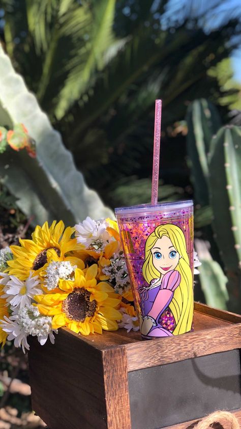 nehsiicreations on Instagram: ✨DISNEY PRINCESS COLLECTION✨ 🌻Rapunzel/Tangled 🌻Grande Starbucks Cup 🌻16 oz. 🌻Order Now 🌻💛☺️ 👑Princess Options: 🌻Elsa 🌻Anna 🌻Ariel… Grande Starbucks Cup, Tumblers Ideas, Disney Princess Collection, Accessible Bathroom Design, Rapunzel Birthday, Disney Cups, Rapunzel Tangled, Accessible Bathroom, Zachary Levi