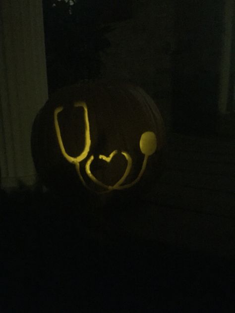 Stethoscope pumpkin #nursing Nursing Pumpkin Carving Ideas, Nurse Pumpkin Carving, Medical Pumpkin Carving Ideas, Pumpkin Board, Nurse Pumpkin, Carving Templates, Cute Pumpkin Carving, Pumpkin Stencils, Cute Pumpkins