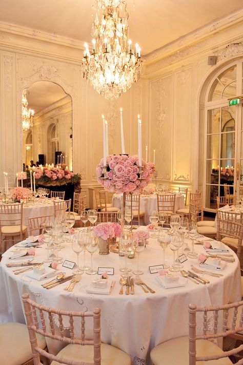 City Wedding Reception, Wedding Room Decorations, Marriage Reception, Romantic Table, Yosemite Wedding, Modern Inspiration, Wedding Decor Ideas, Wedding Etiquette, Fancy Wedding