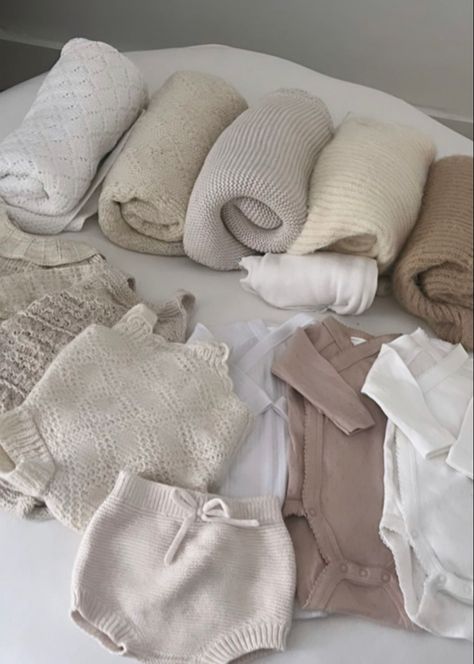 April Newborn Outfits, Beige Mom Aesthetic Nursery, Baby Shopping Aesthetic, Beige Mom Aesthetic, Nesting Aesthetic, Beige Baby Aesthetic, Organic Modern Nursery, Beige Mom, Baby Dresser