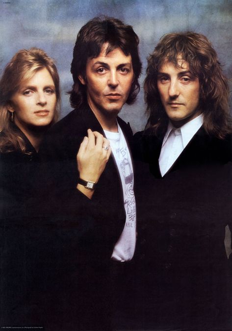 Denny Laine, Band On The Run, Paul Mccartney And Wings, Paul And Linda Mccartney, Beatles Pictures, Sir Paul, Linda Mccartney, The Fab Four, Rock Legends