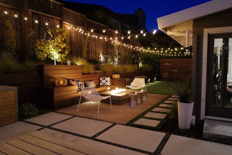 Contemporary wide and narrow makeover Large Side Yard Ideas, Sideyard Makeover, L Shaped Backyard Ideas Layout, Side Yard Ideas Narrow Between Houses, Long Narrow Garden Ideas, Narrow Backyard Landscaping, Side Yards Ideas Narrow, Narrow Patio Ideas, Narrow Deck