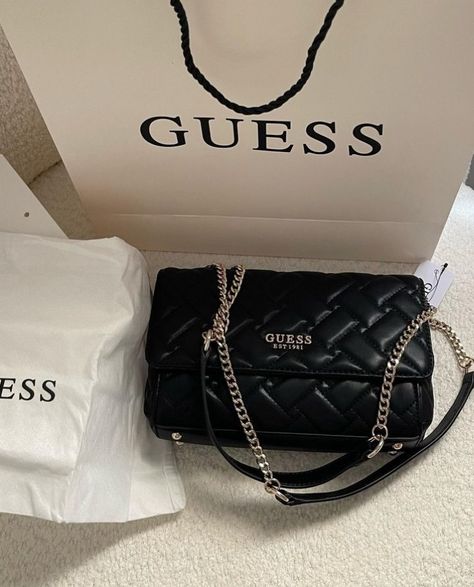 Guess Black Bag, Guess Bags Aesthetic, Guess Bag Outfit, Guess Bags Handbags, Guess Aesthetic, Guess Bags Black, Gucci Mini Bag, Bags Guess, Bag Guess