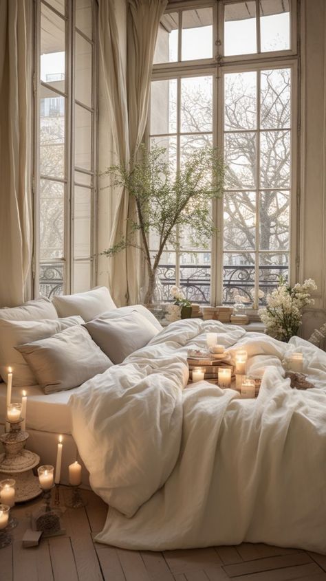 Parisian Interior Design Parisian Style Bedroom, Parisian Interior Design, Parisian Interior, Modern Luxury Bedroom, Home Decor Ideas Living Room, Luxurious Bedroom, Dream House Rooms, Dreamy Bedrooms, Elegant Bedroom