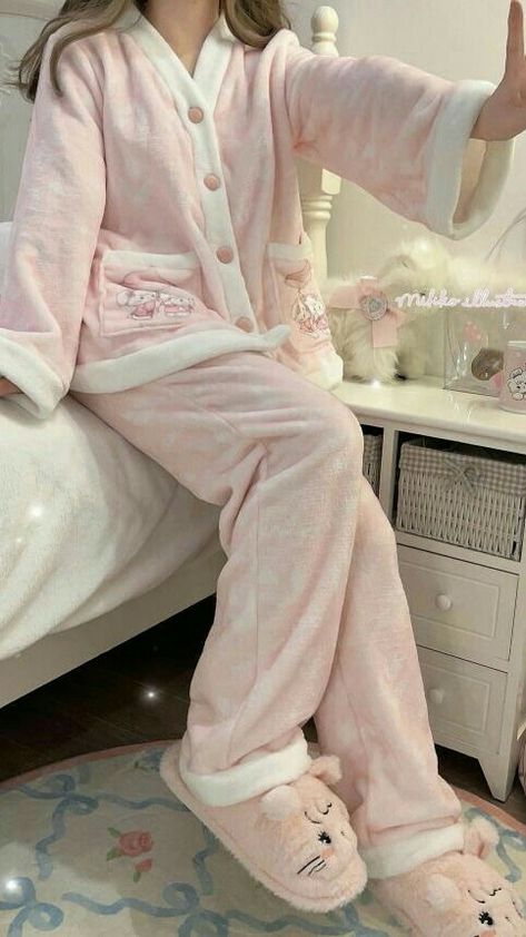 Fluffy Pajamas Aesthetic, Cute Pijamas Coquette, Piyama Aesthetic, Pink Pajamas Aesthetic, Cute Pajamas Aesthetic, Kawaii Pjs, Pyjamas Cute, Cute Pijamas, Comfy Nightwear