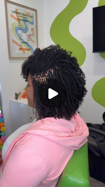 Rootlock Hair, Microloc Journey Before And After, Microlocs Grid Pattern, Short Micro Locs Styles, Micro Locs On Short Hair, Short Micro Braids, Micro Locs Starter, Short Microlocs Styles, Short Microlocs