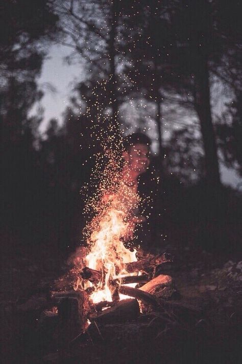 fire, night, and forest image Beltane, Jolie Photo, Bushcraft, Phone Backgrounds, Campfire, Pretty Pictures, The Great Outdoors, Coming Out, Summer Vibes