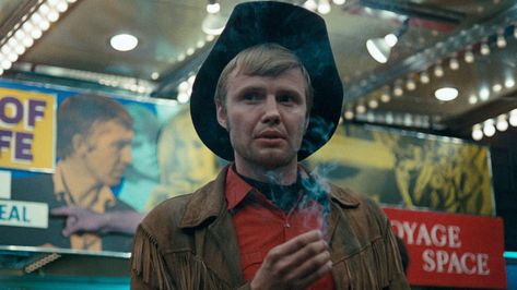 Midnight Cowboy (1969) John Voight, Cowboy Films, Jon Voight, Cowboy Artists, Midnight Cowboy, Cowboy Love, Cowboy Aesthetic, Dustin Hoffman, Cowboy Theme